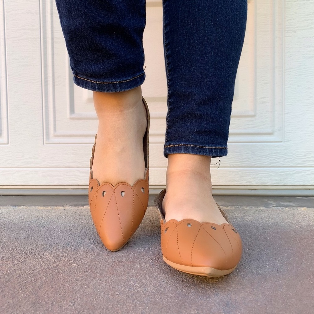 All new tan scalloped flats - Picture 3 of 12